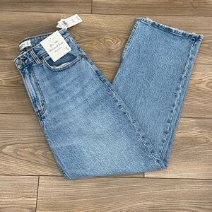 NWT Abercrombie & Fitch The 90s Relaxed Jeans